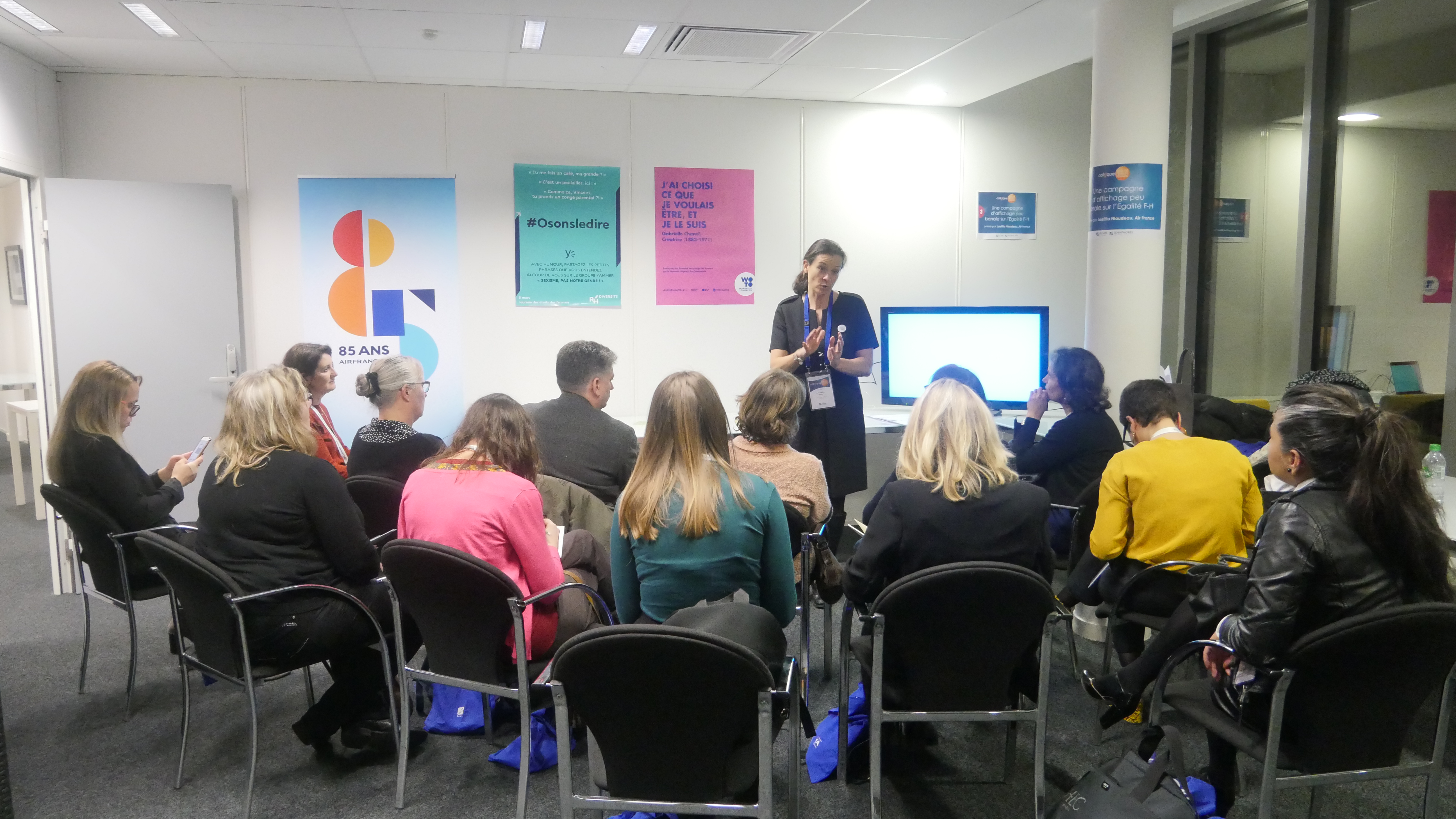 Le streaming du Colloque Egalité Femmes-Hommes, organisé le 7 février 2019, en ligne Le streaming du Colloque Egalité Femmes-Hommes, organisé le 7 février 2019, en ligne